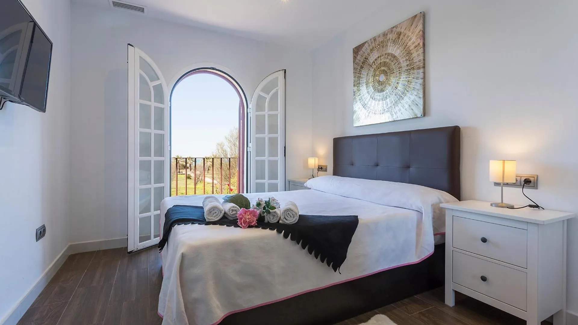 5 Rooms 5 Banos Acceso Playa Free Parking Cadiz Spain